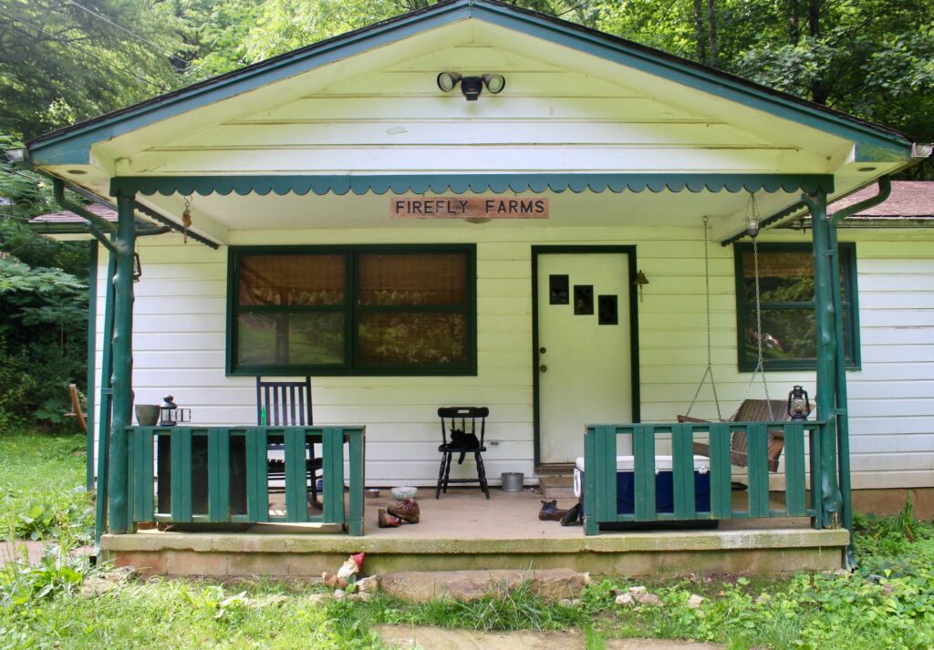 photo of Sundress Farm residency cabin